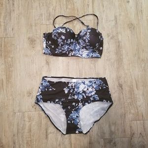 Floral bikini set